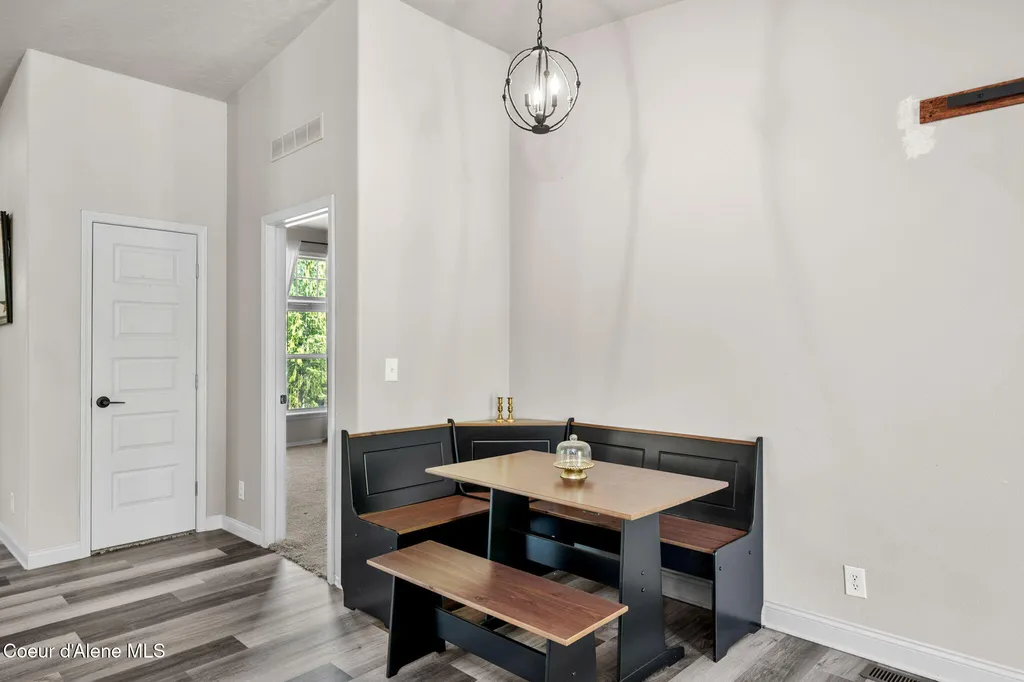 1446 Sagle Creek Road Sagle ID 83860