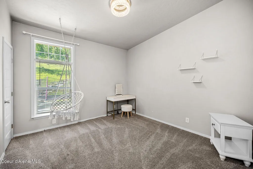 1446 Sagle Creek Road Sagle ID 83860