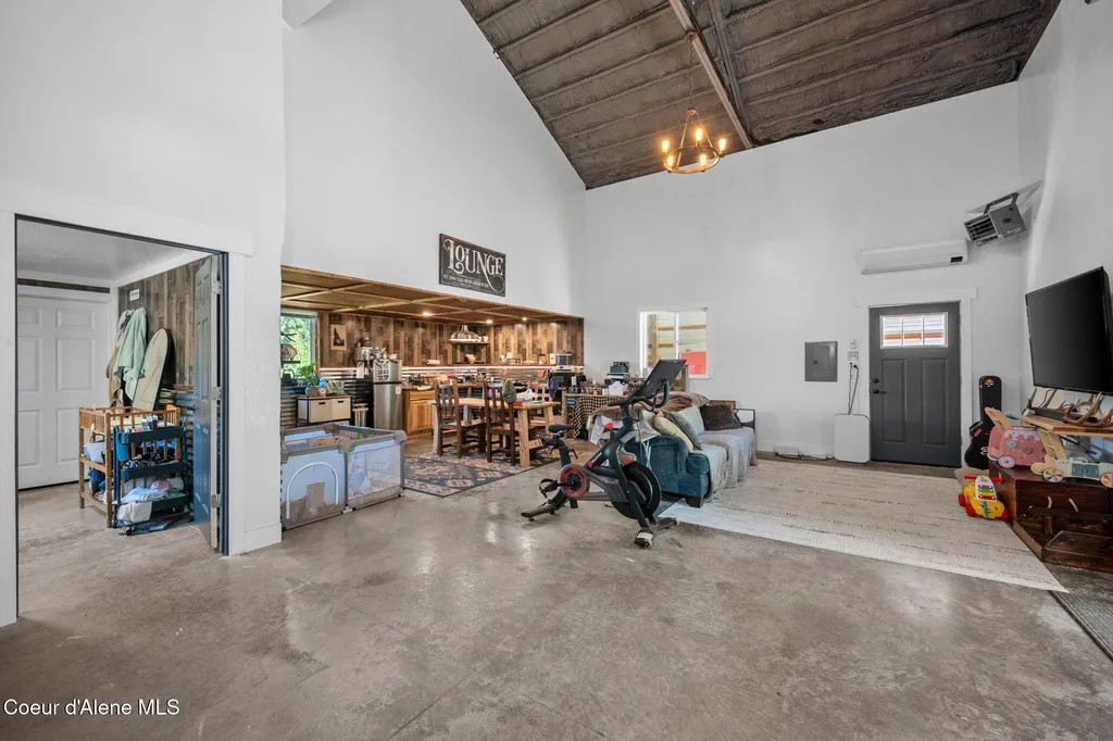 1446 Sagle Creek Road Sagle ID 83860