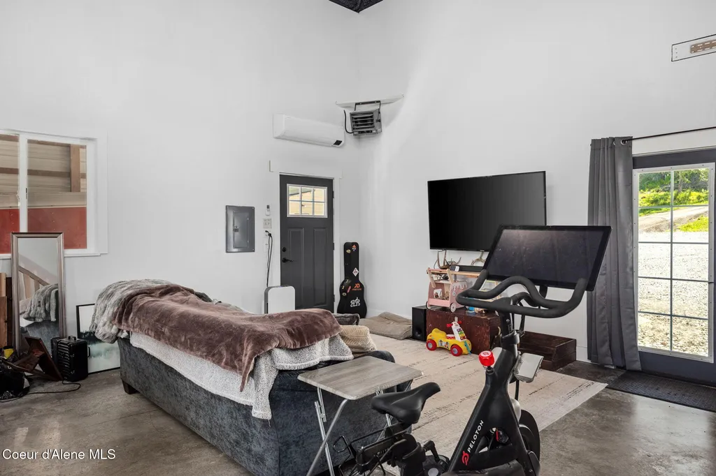1446 Sagle Creek Road Sagle ID 83860
