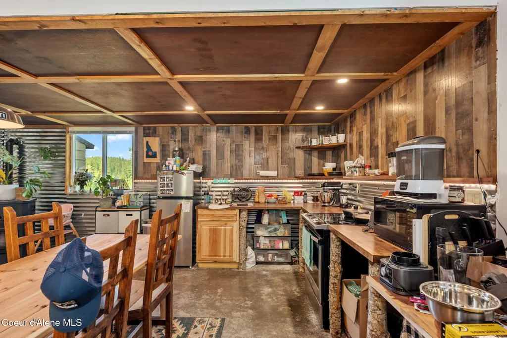 1446 Sagle Creek Road Sagle ID 83860