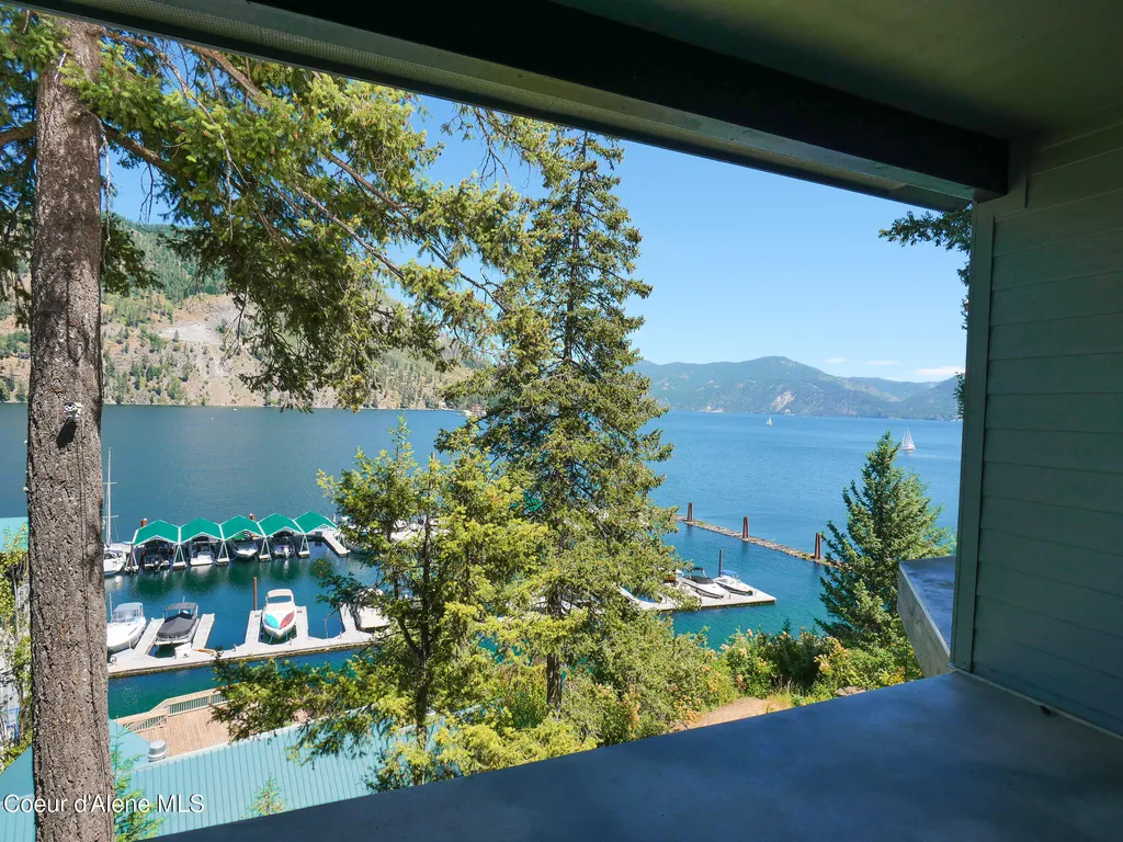 18050 E Mount Eagen Loop Bayview ID 83803