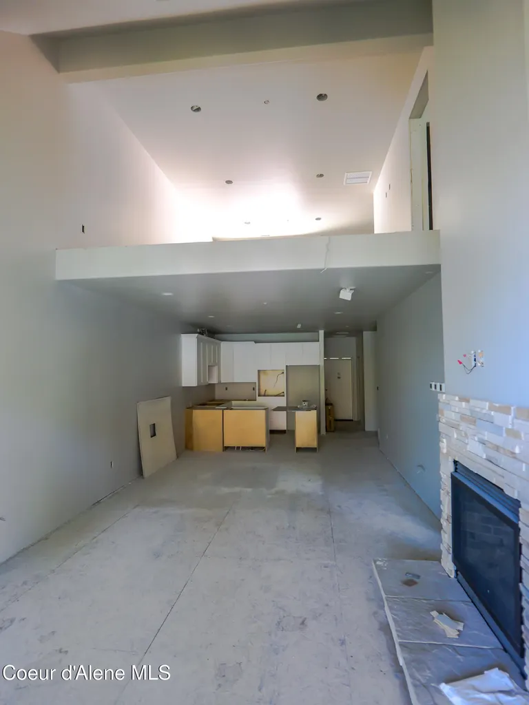 18050 E Mount Eagen Loop Bayview ID 83803