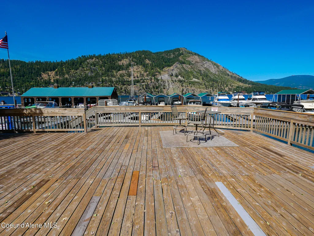 18050 E Mount Eagen Loop Bayview ID 83803