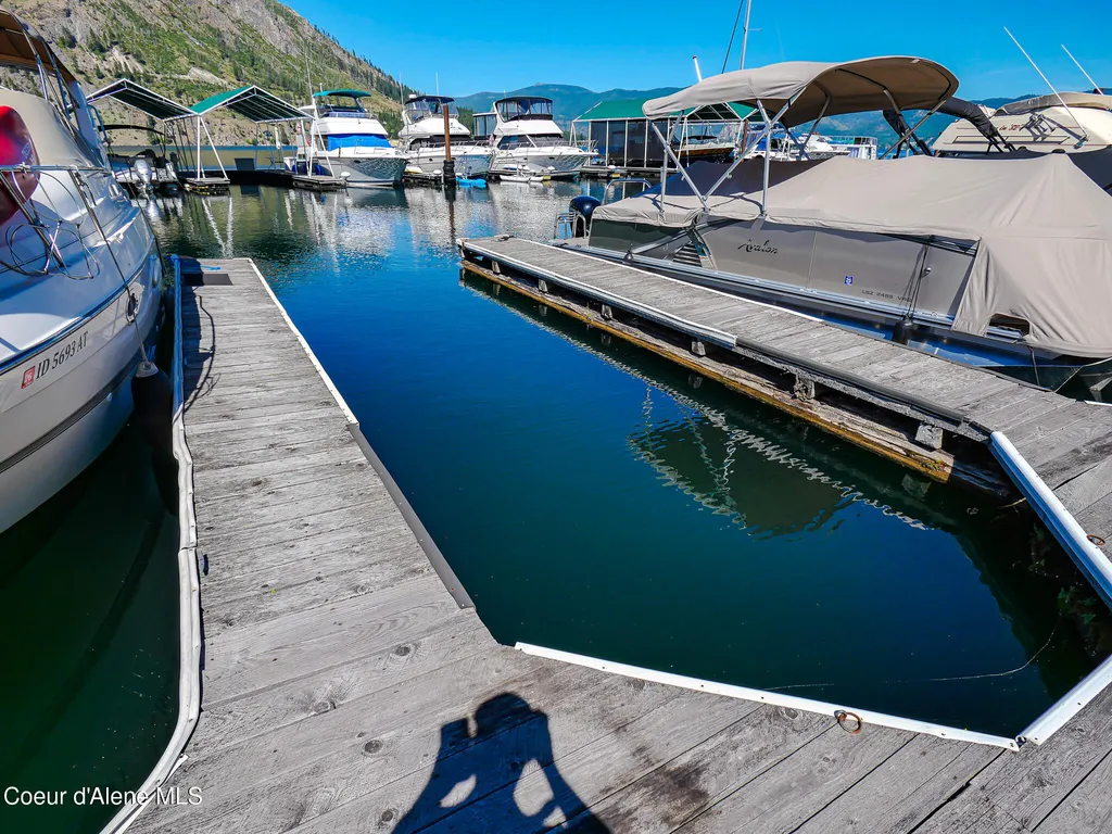 18050 E Mount Eagen Loop Bayview ID 83803