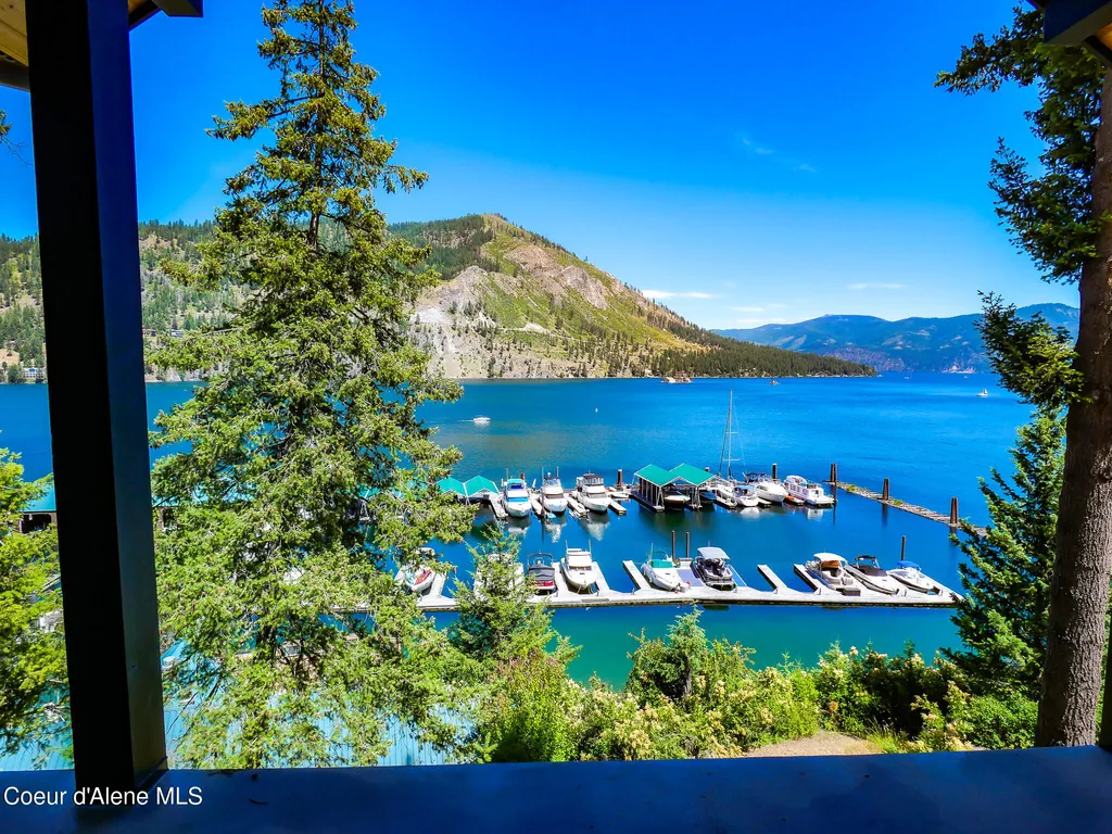 18040 E Mount Eagen Loop Bayview ID 83803