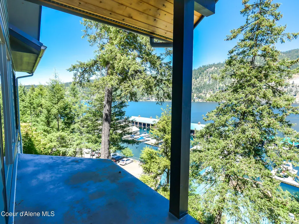 18040 E Mount Eagen Loop Bayview ID 83803