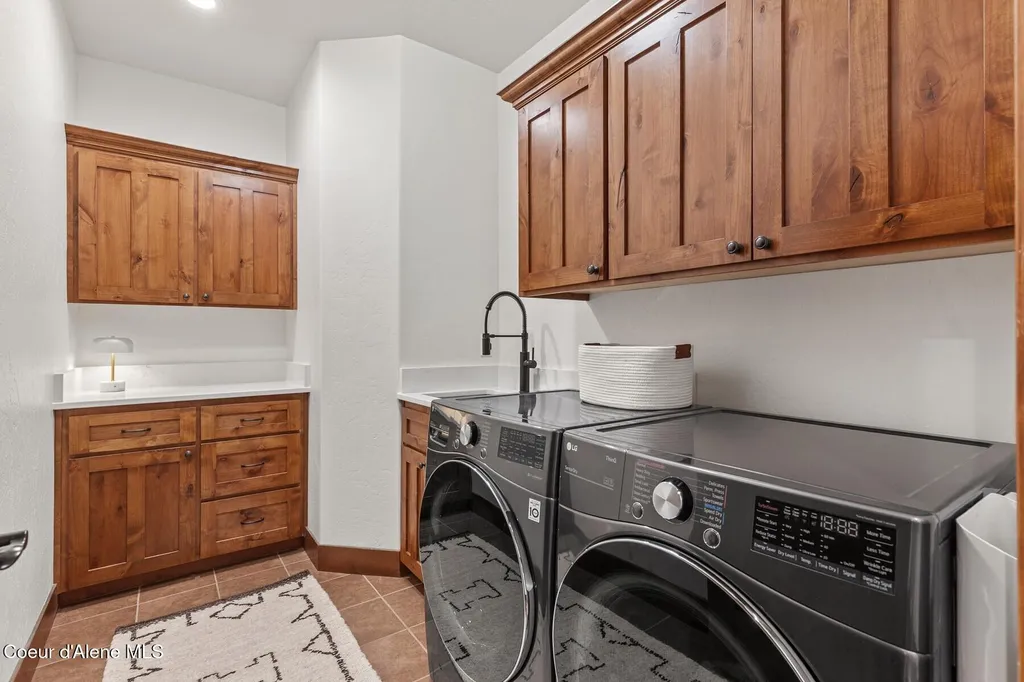 3674 E Basin Falls Road Hayden ID 83835