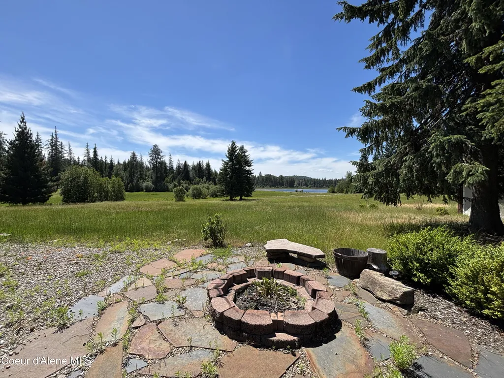 118 Walsh Way Sandpoint ID 83864