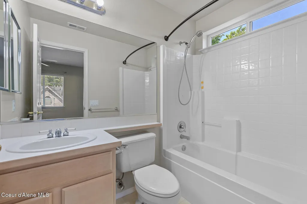 2760 N White Pines Drive Coeur D'alene ID 83815