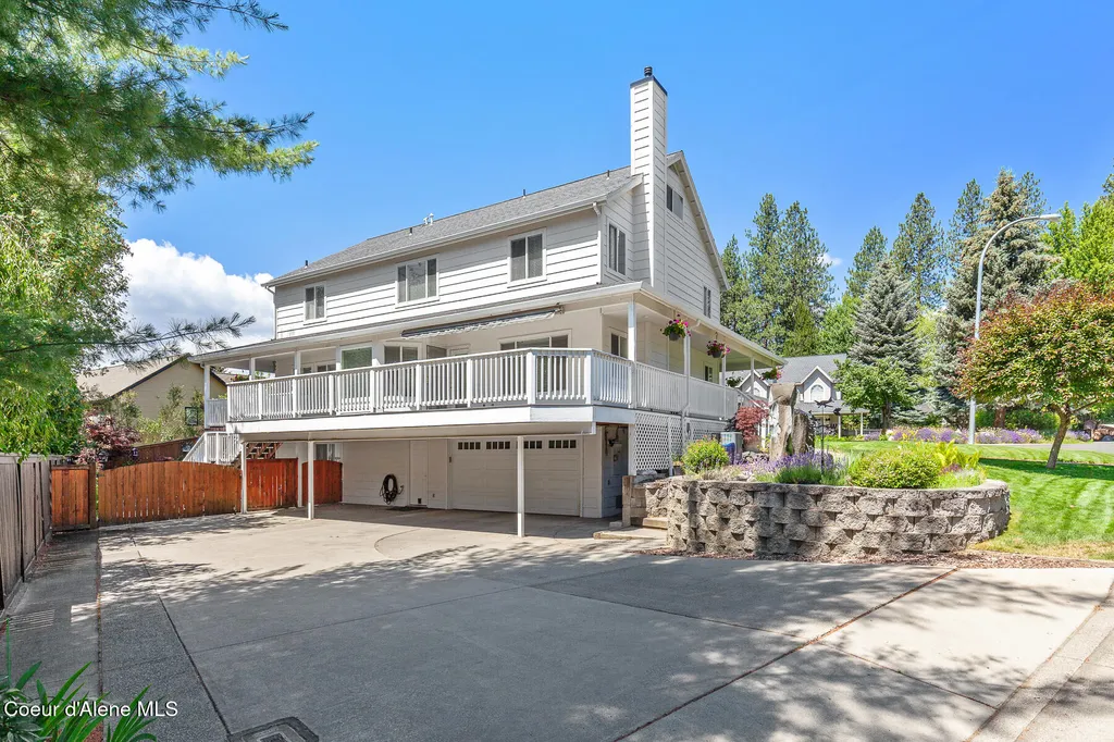 2760 N White Pines Drive Coeur D'alene ID 83815