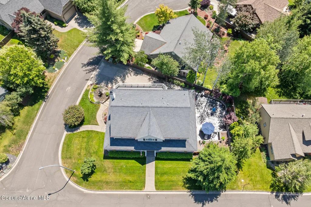 2760 N White Pines Drive Coeur D'alene ID 83815