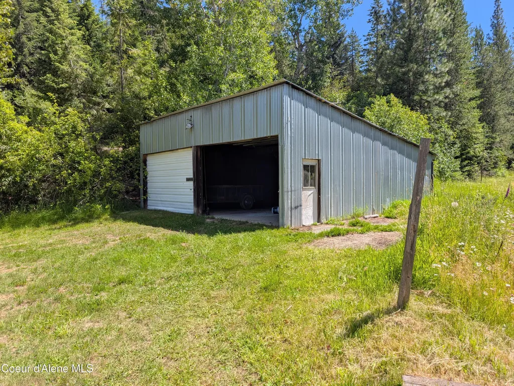 3115 Cherry Creek Road St. Maries ID 83861