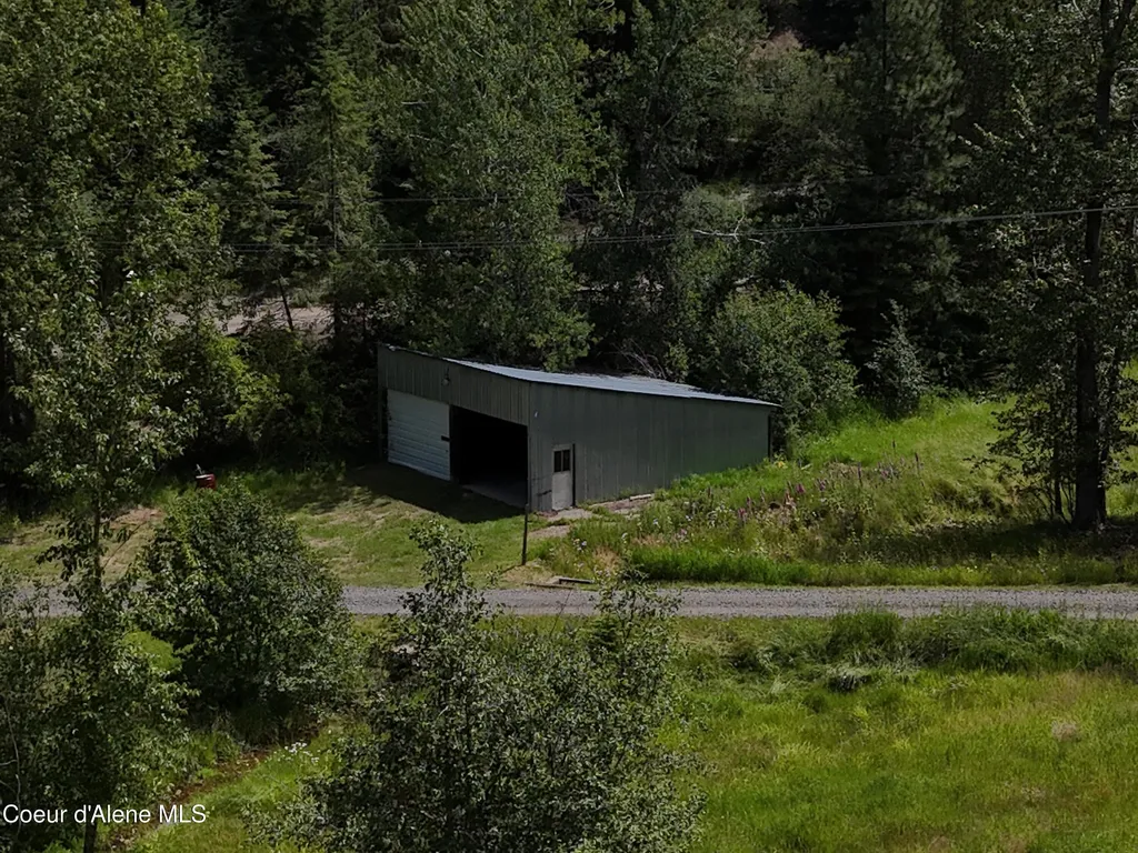 3115 Cherry Creek Road St. Maries ID 83861