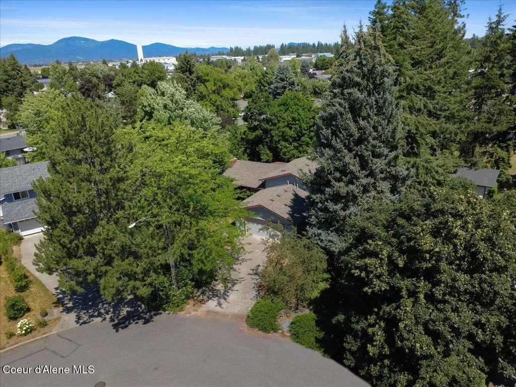 4109 W Spiers Avenue Coeur D'alene ID 83815