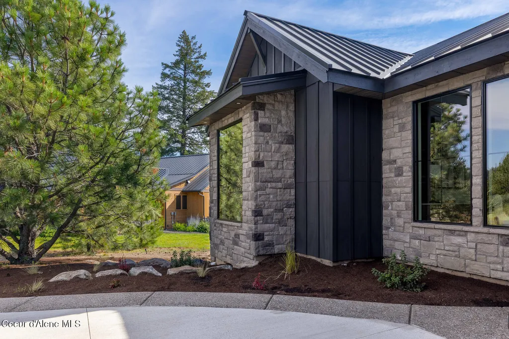 16780 S Gypsum Court Coeur D'alene ID 83814