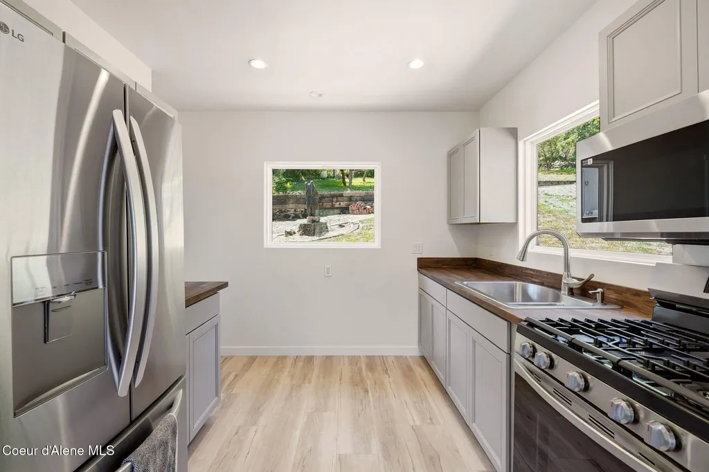 62766 S Powderhorn Bay Road Harrison ID 83833