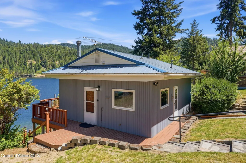 62766 S Powderhorn Bay Road Harrison ID 83833