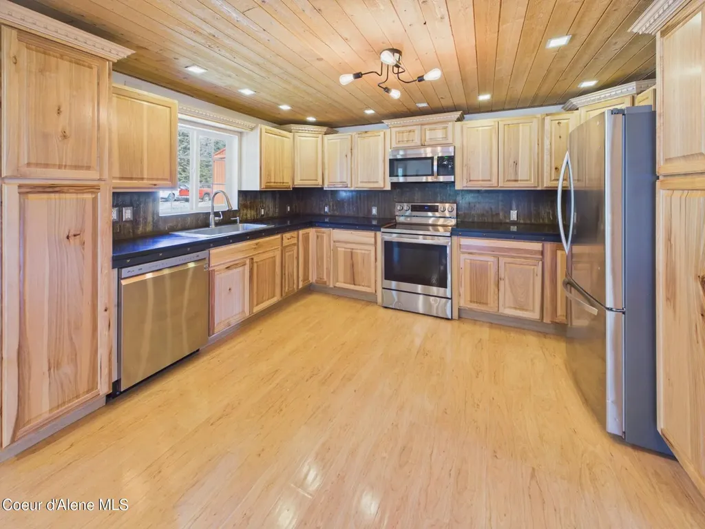 9848 S Fern Creek Road Cataldo ID 83810