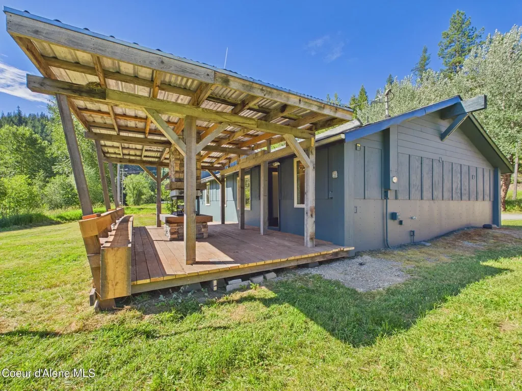 9848 S Fern Creek Road Cataldo ID 83810