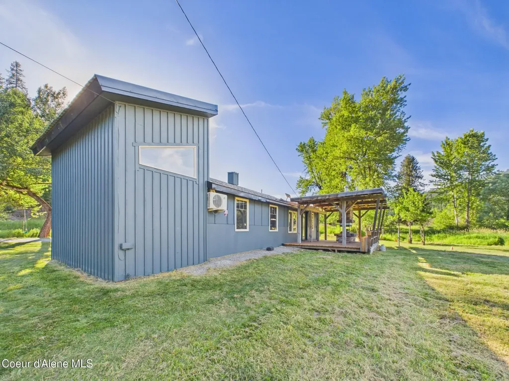9848 S Fern Creek Road Cataldo ID 83810
