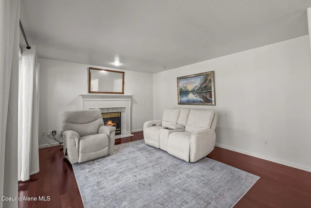 5168 E River Place Post Falls ID 83854