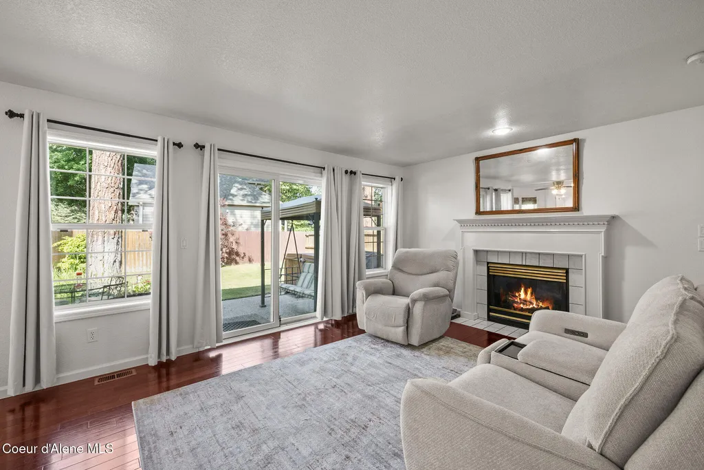 5168 E River Place Post Falls ID 83854