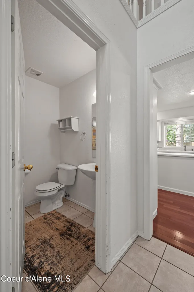 5168 E River Place Post Falls ID 83854