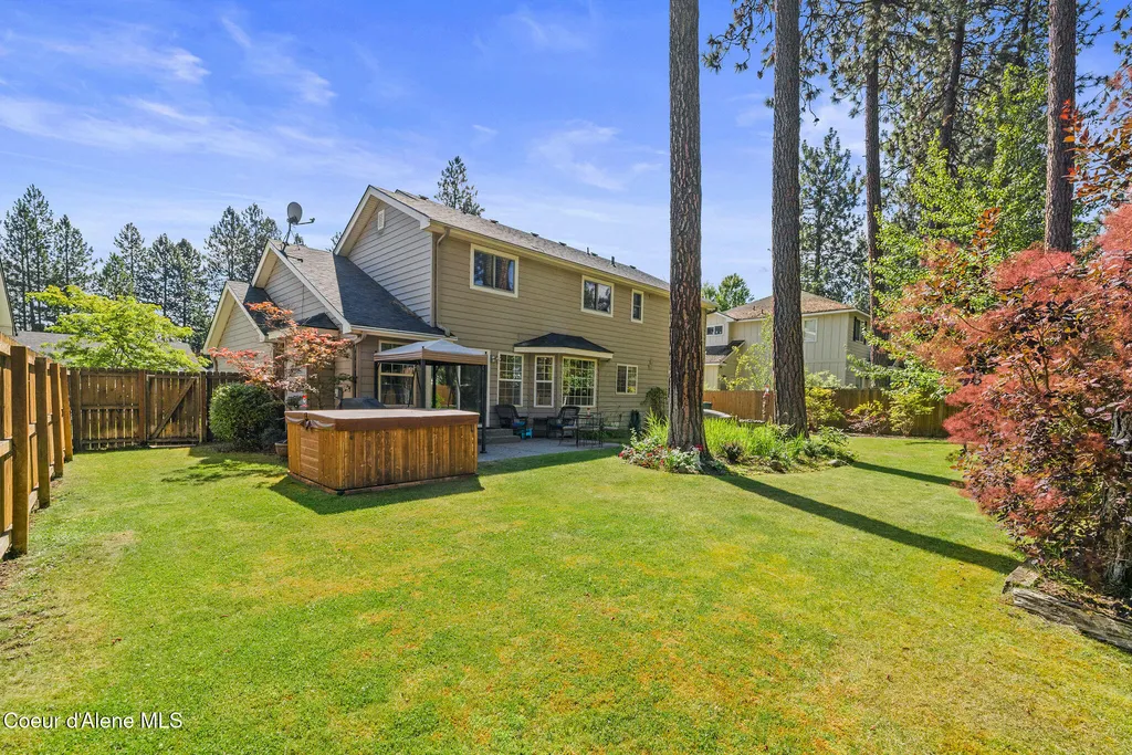 5168 E River Place Post Falls ID 83854