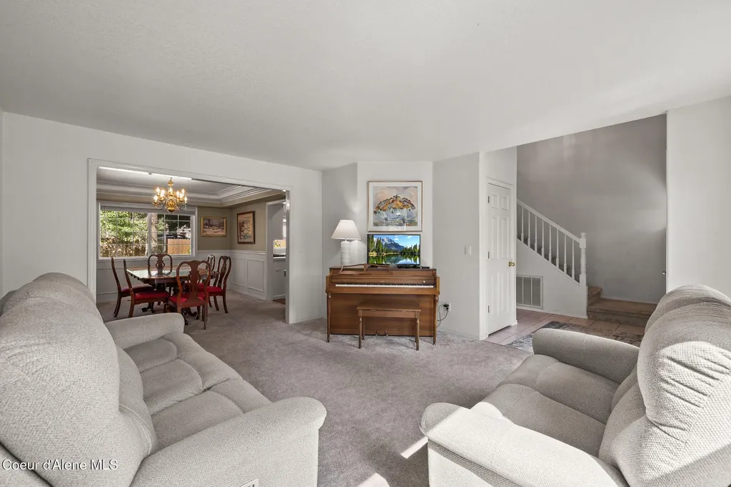 5168 E River Place Post Falls ID 83854