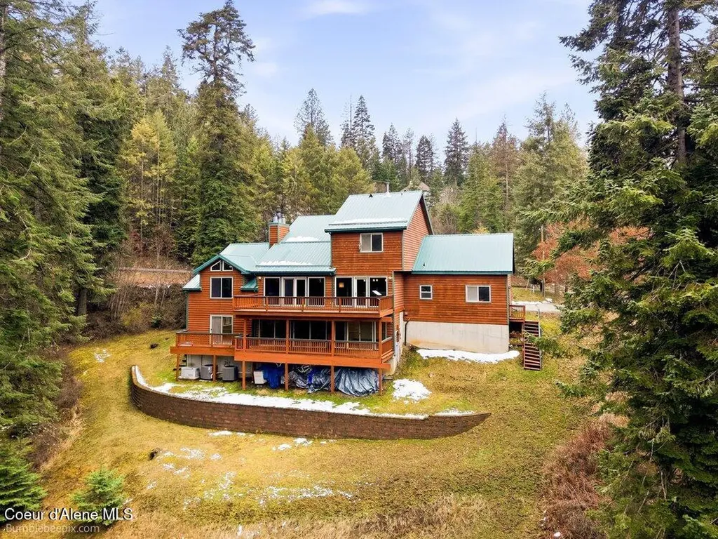 7722 W Clemetson Road Coeur D'alene ID 83814