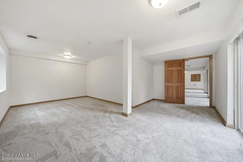 7722 W Clemetson Road Coeur D'alene ID 83814