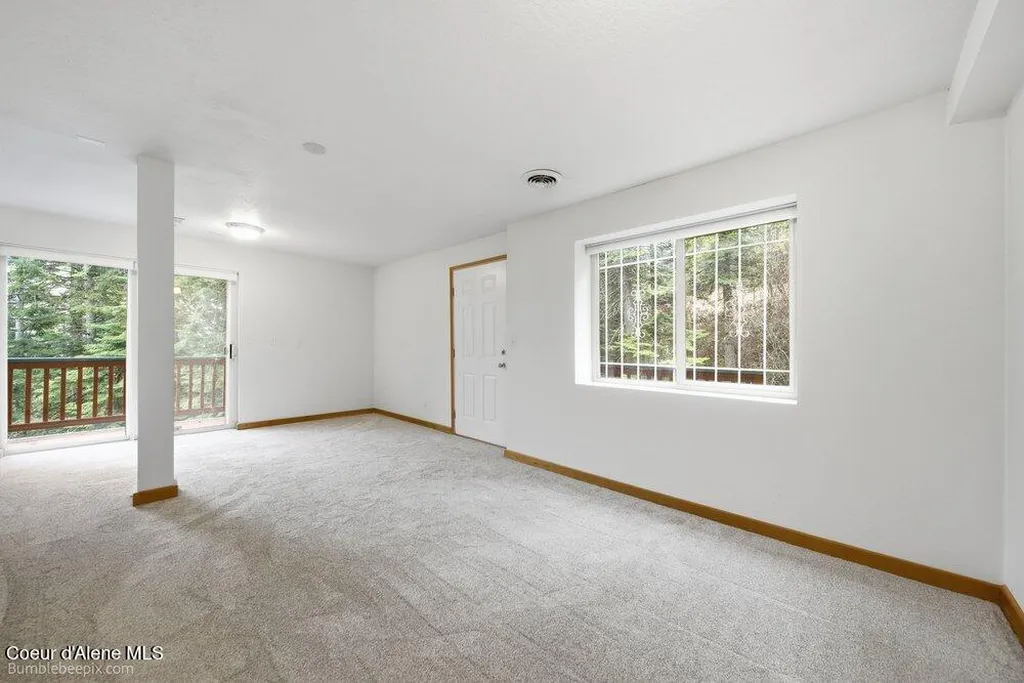 7722 W Clemetson Road Coeur D'alene ID 83814