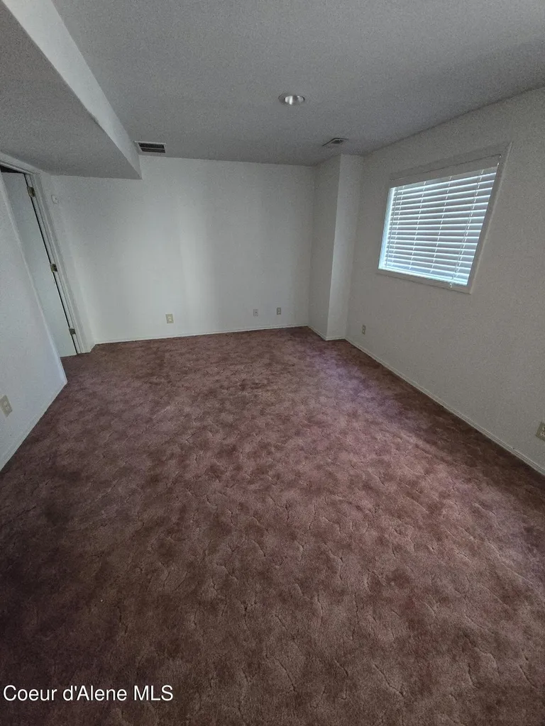 1612 E Plaza Drive Post Falls ID 83854