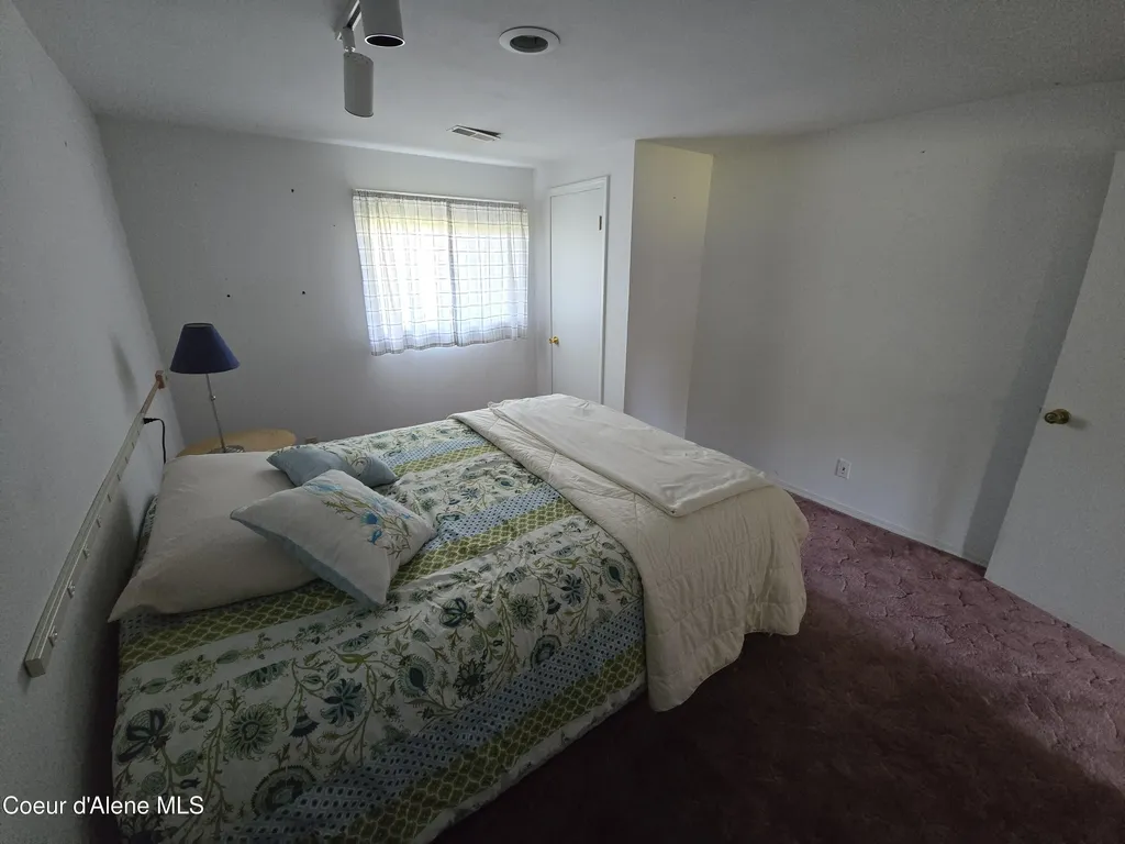 1612 E Plaza Drive Post Falls ID 83854