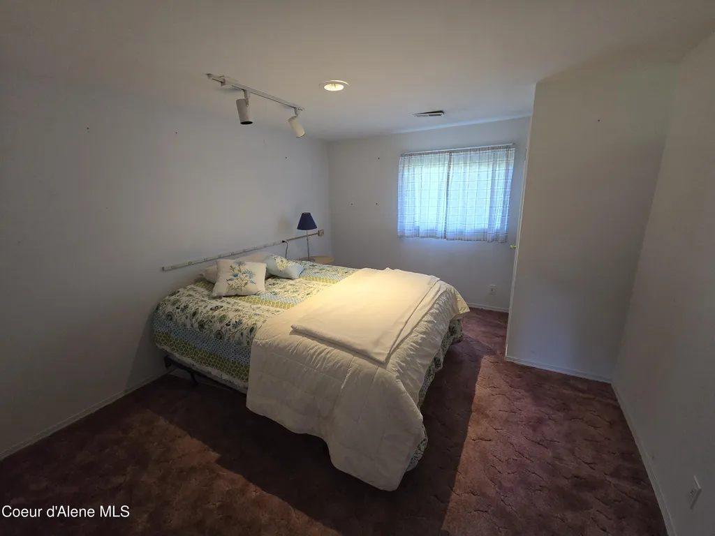 1612 E Plaza Drive Post Falls ID 83854