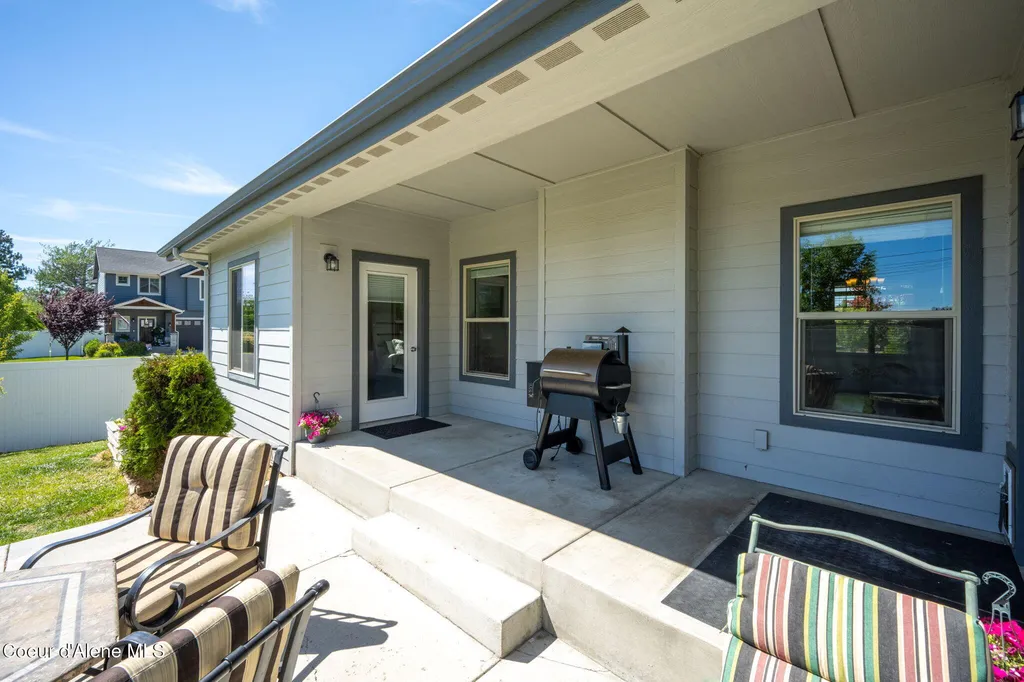 1448 W Hayes Way Coeur D'alene ID 83815