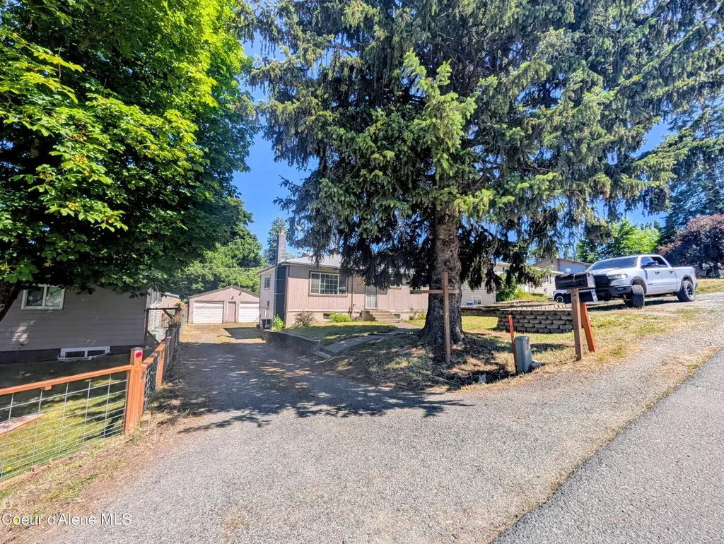 1032 S 3rd Street St. Maries ID 83861