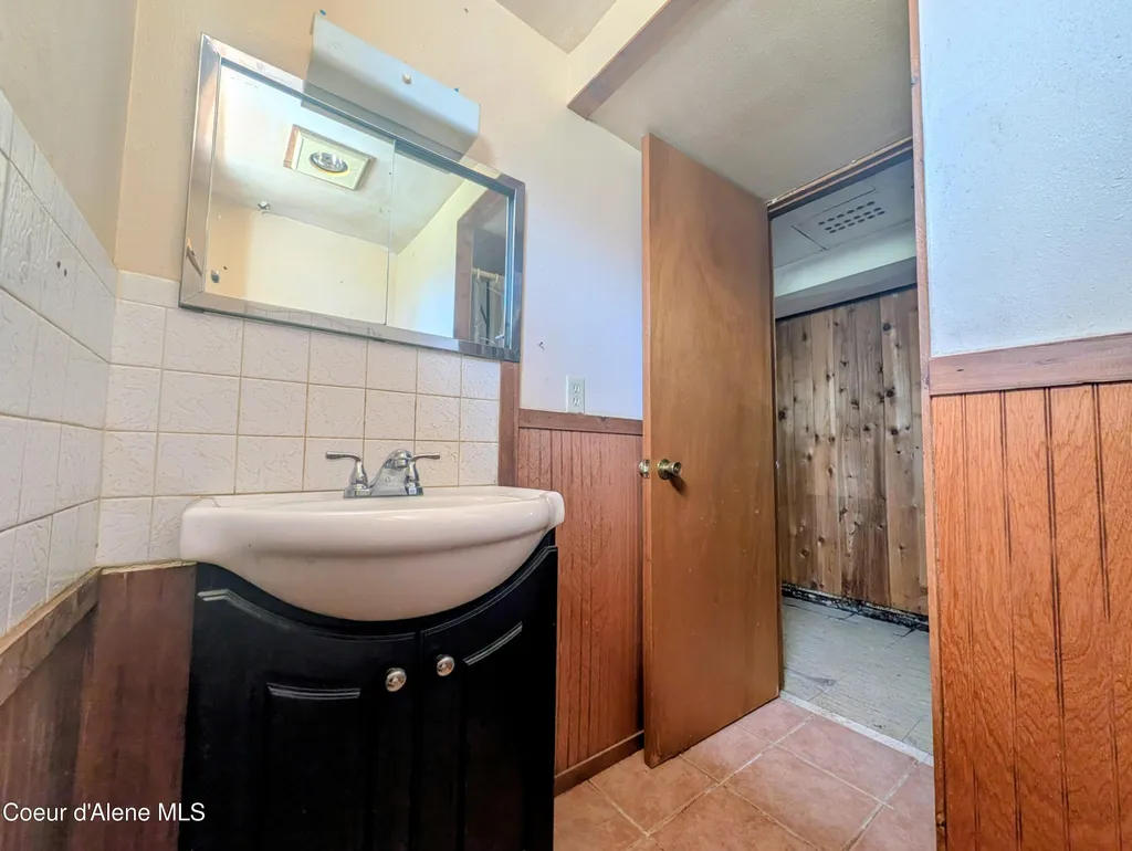 1032 S 3rd Street St. Maries ID 83861