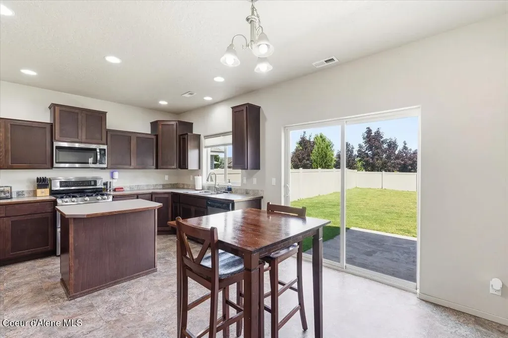 2111 W Calawah Avenue Post Falls ID 83854