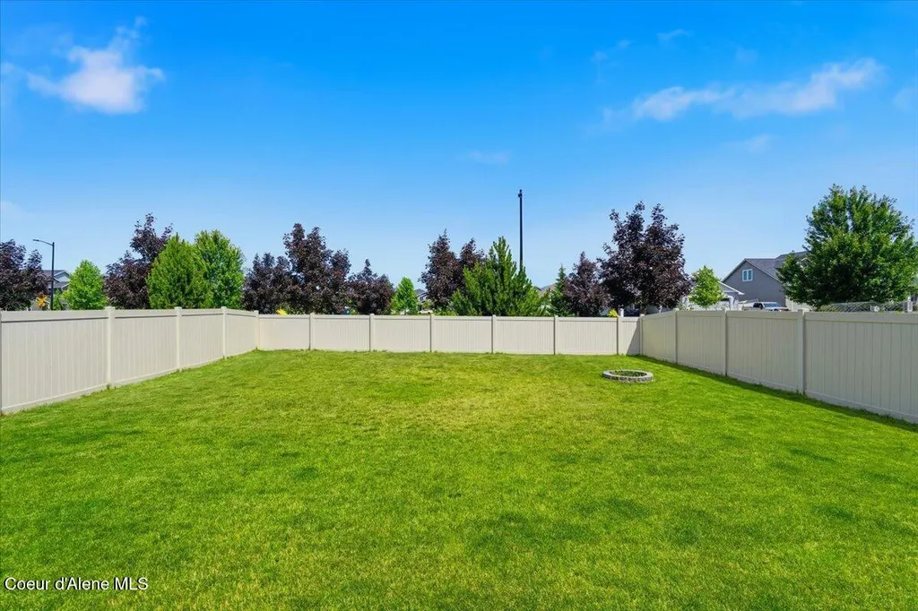 2111 W Calawah Avenue Post Falls ID 83854