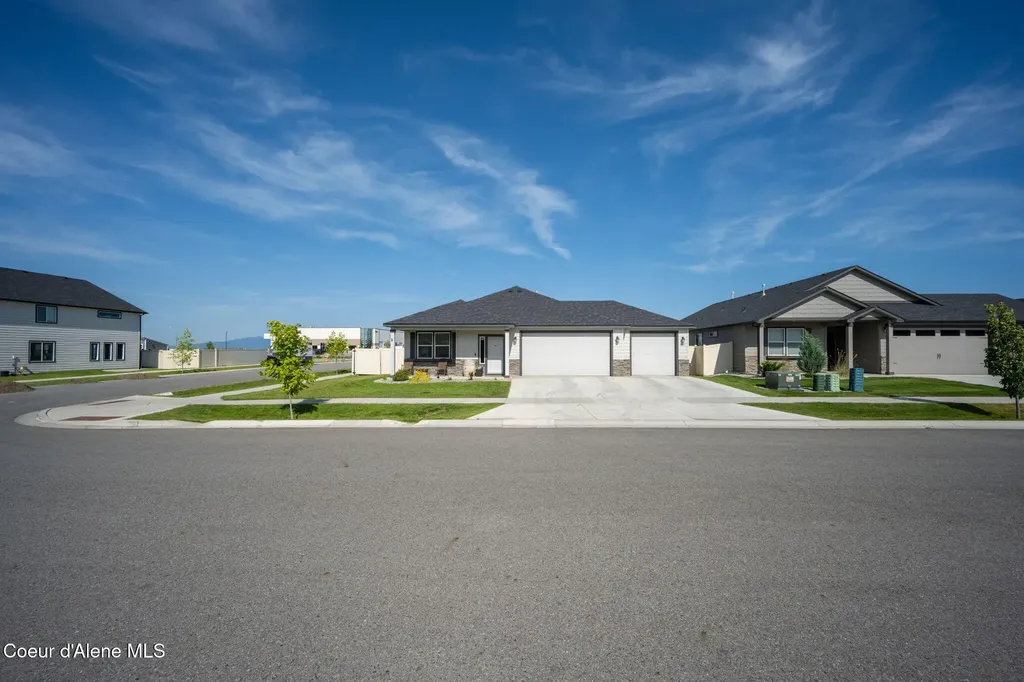 4249 N May Ella Loop Post Falls ID 83854