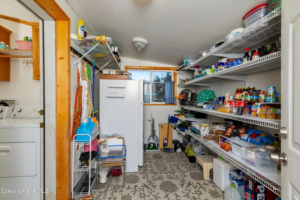 469010 Highway 95, Sagle ID 83860