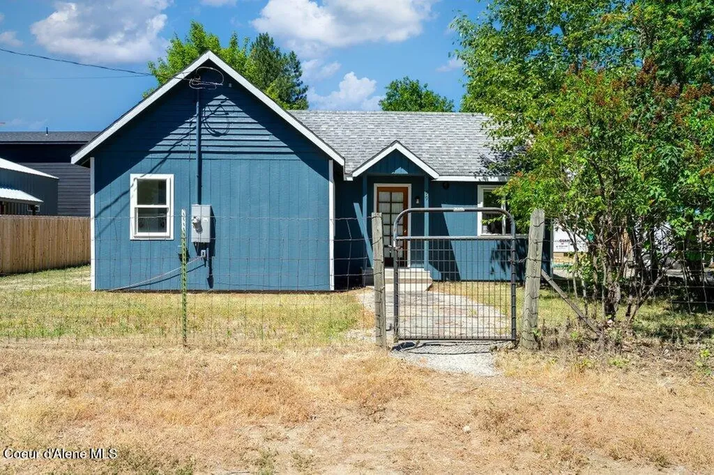 99 E Lincoln Avenue Priest River ID 83856