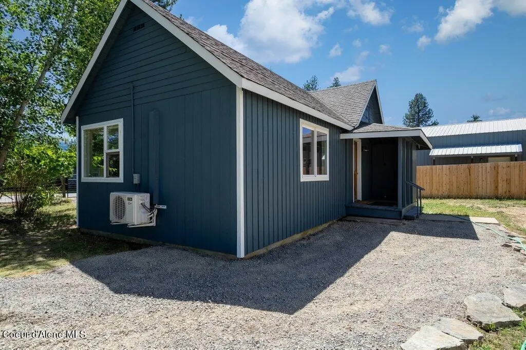 99 E Lincoln Avenue Priest River ID 83856