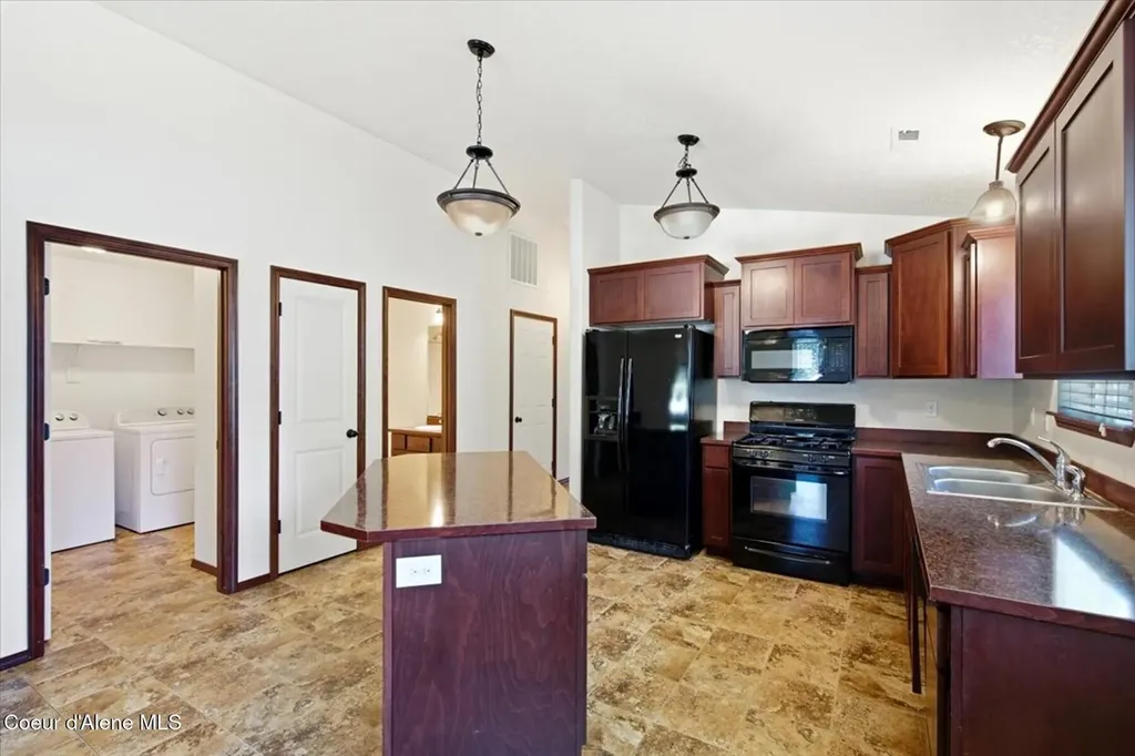 3519 W Accipter Drive Coeur D'alene ID 83815
