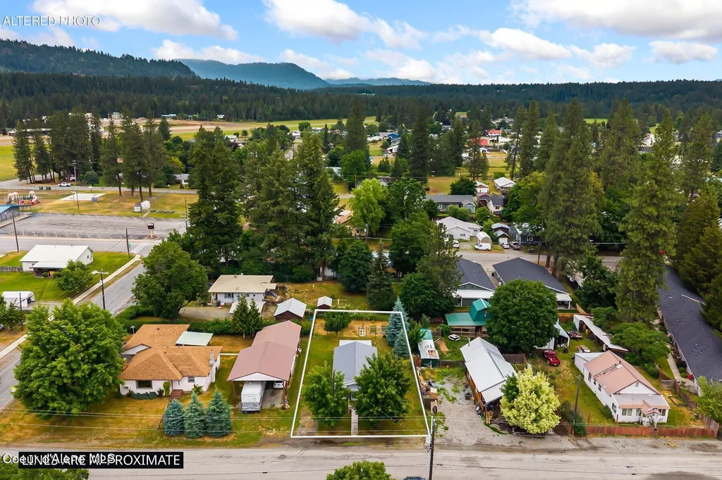 353 E Beardmore Avenue Priest River ID 83856