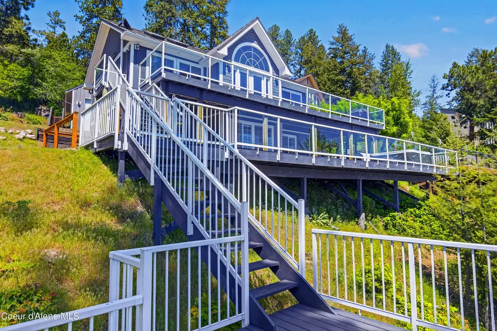 100 Grandview Lane Bayview ID 83803