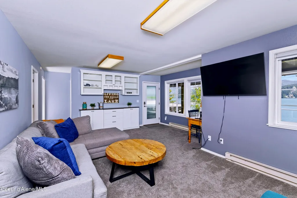 100 Grandview Lane Bayview ID 83803