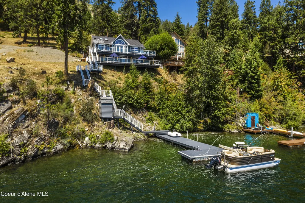 100 Grandview Lane Bayview ID 83803